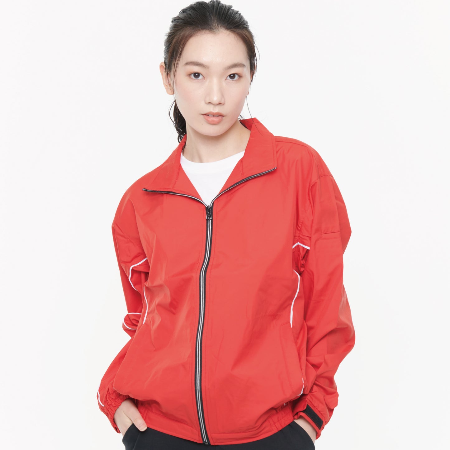 サンエス 軽量タイプ 快適な着心地を実現 カラー展開豊富 作業服 【スタッフブルゾン】SA20047