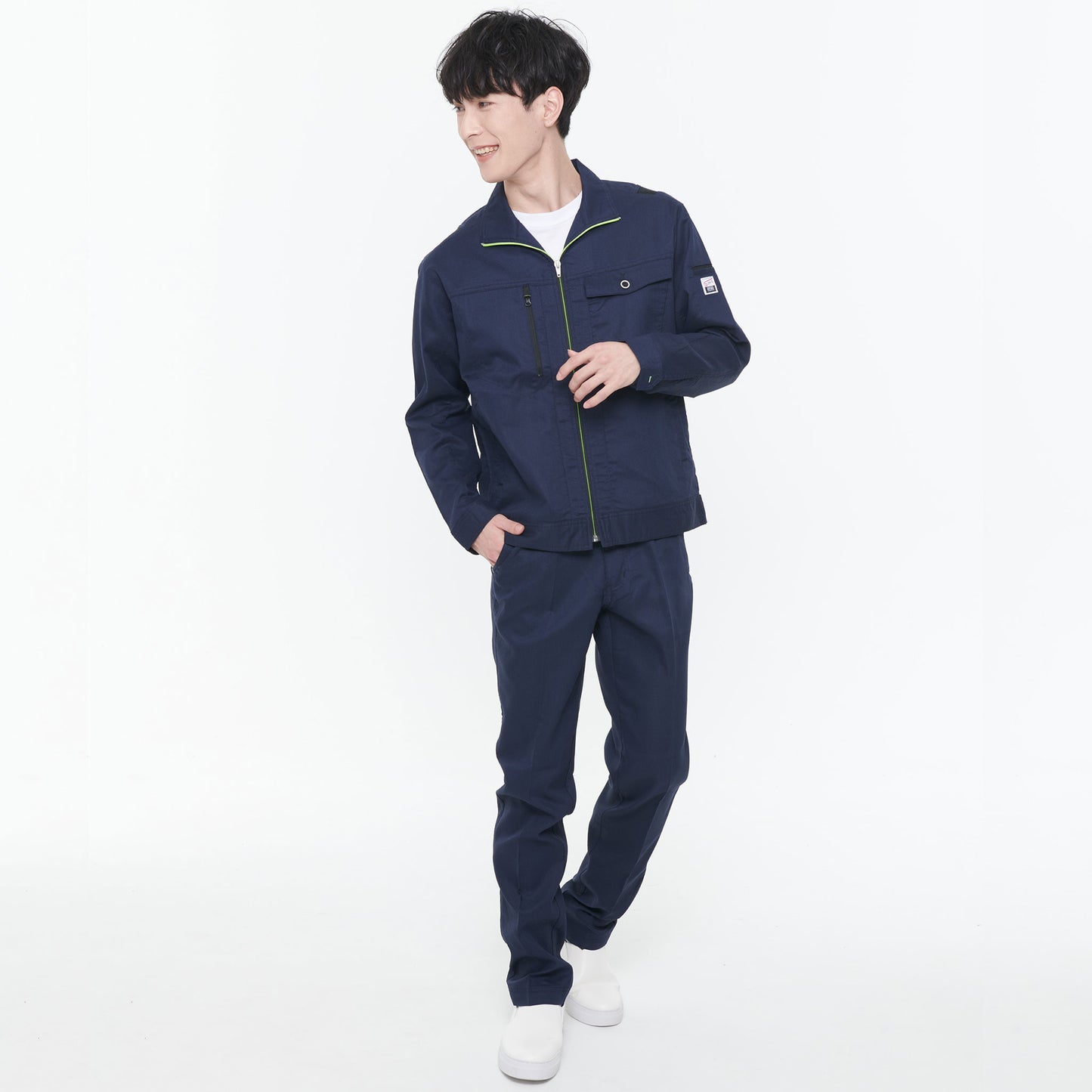 サンエス 作業服 ワーキングウェア 実用新案取得 抜群のストレッチ性と通気性 ストレスフリーの快適ウェア【長袖ブルゾン】WA11811シリーズ WA11811