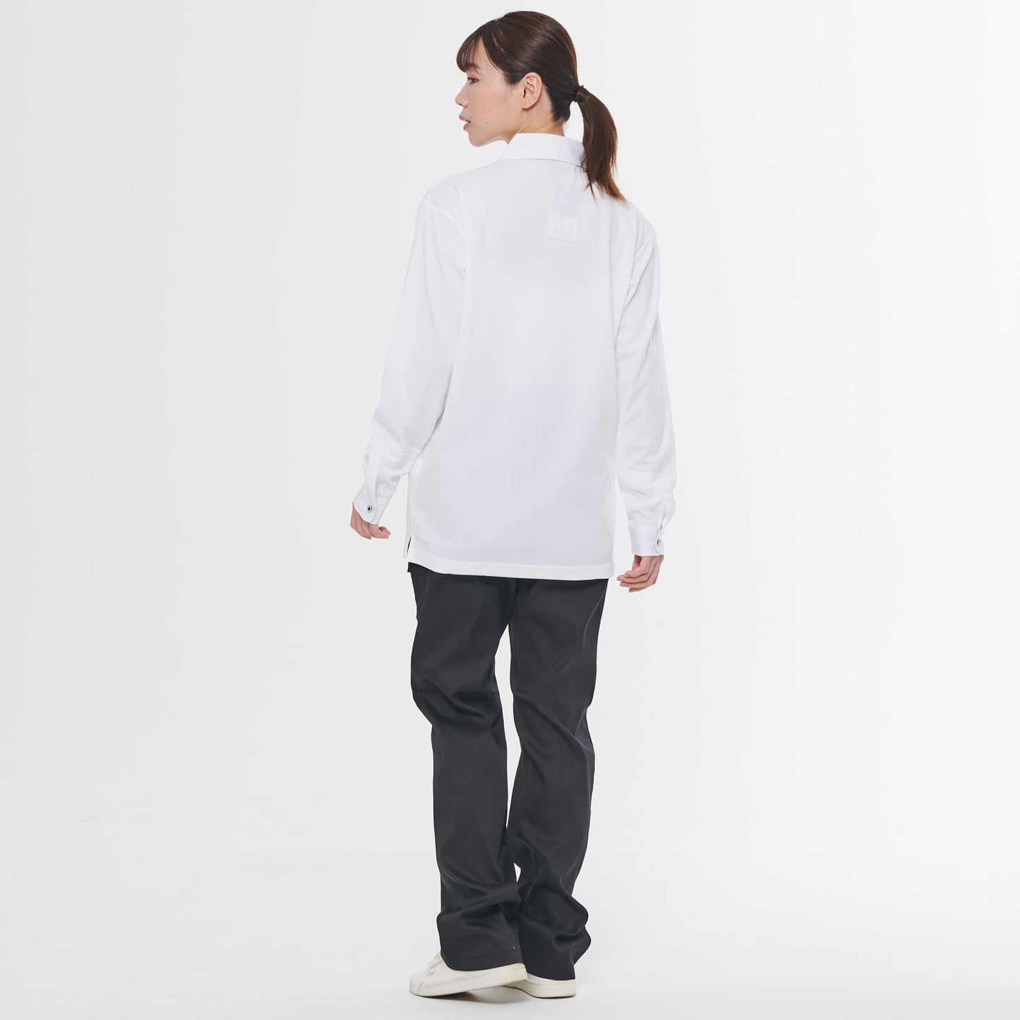 【汗ジミ防止長袖ポロシャツ】 サービス向けユニフォーム 汗をすばやく吸収し速乾、汗ジミを防ぐ爽やかポロシャツ Jack&Betty 【JB55171】