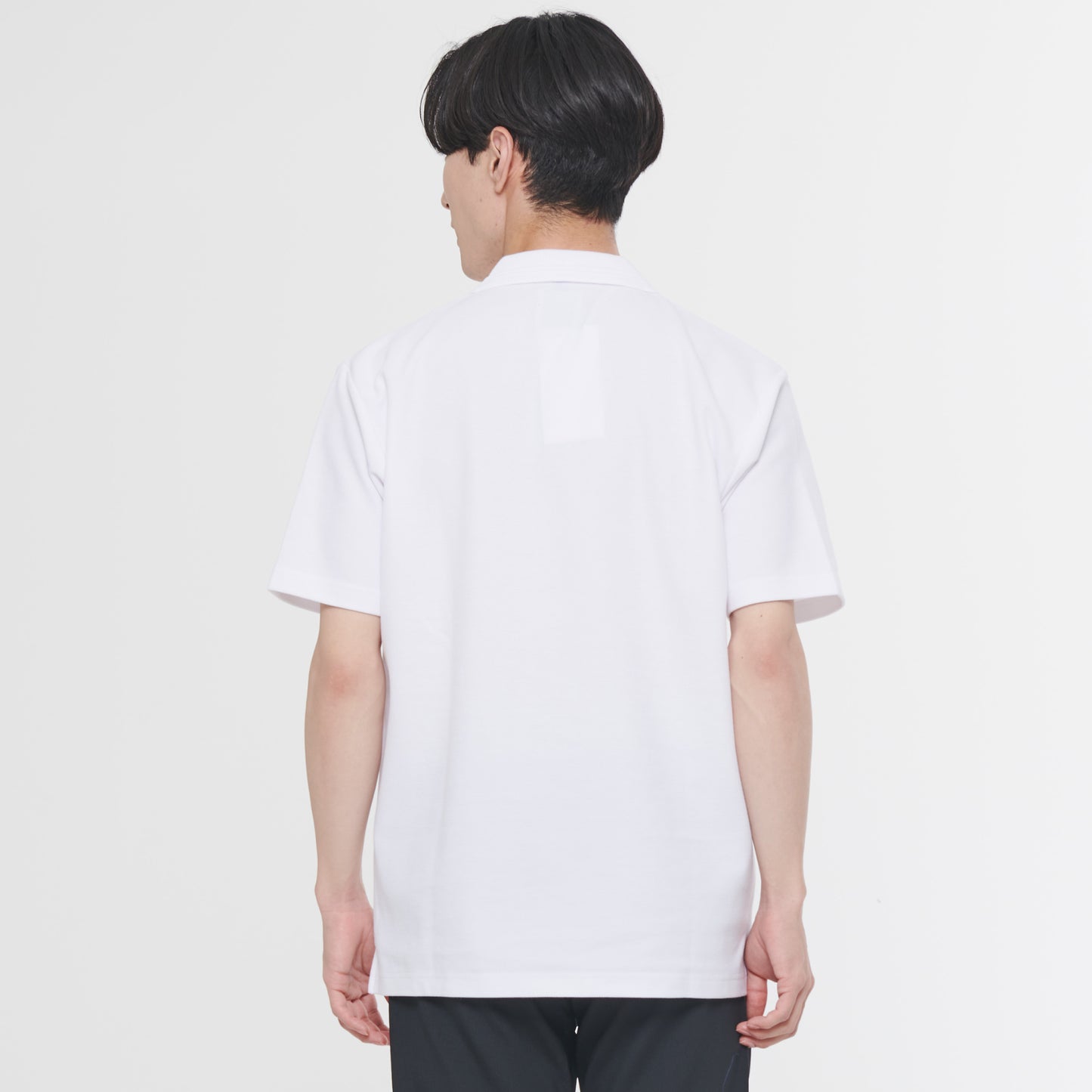 【半袖ポロシャツ】 サービス向けユニフォーム 綿混生地で肌触り抜群 ベーシックデザイン 【SA10070】